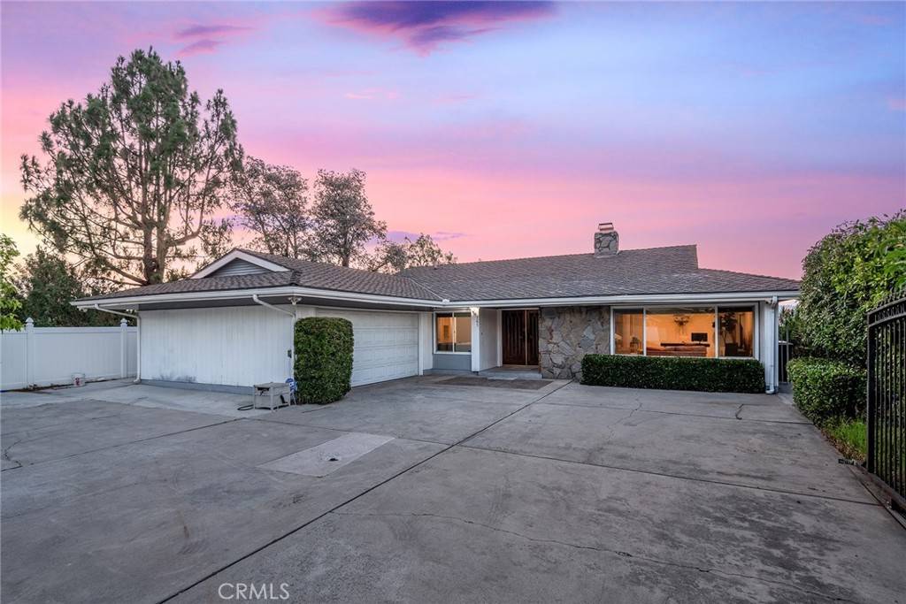 La Habra, CA 90631,761 W Country Hills DR