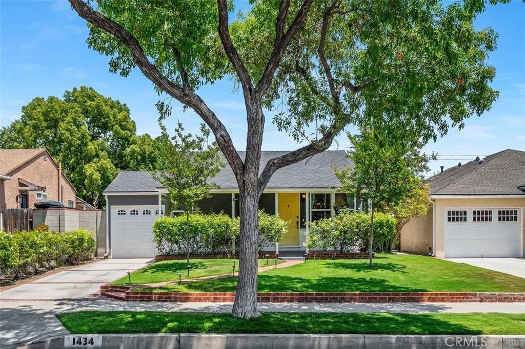 Burbank, CA 91505,1434 N Rose ST