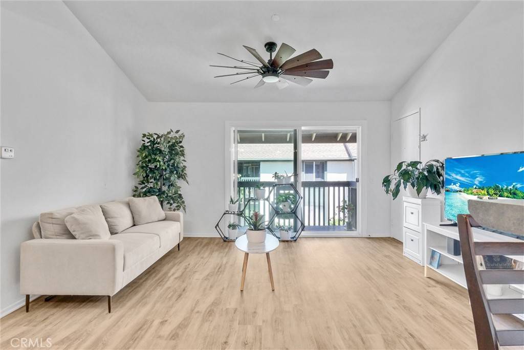 Lake Forest, CA 92630,23276 Orange AVE #8