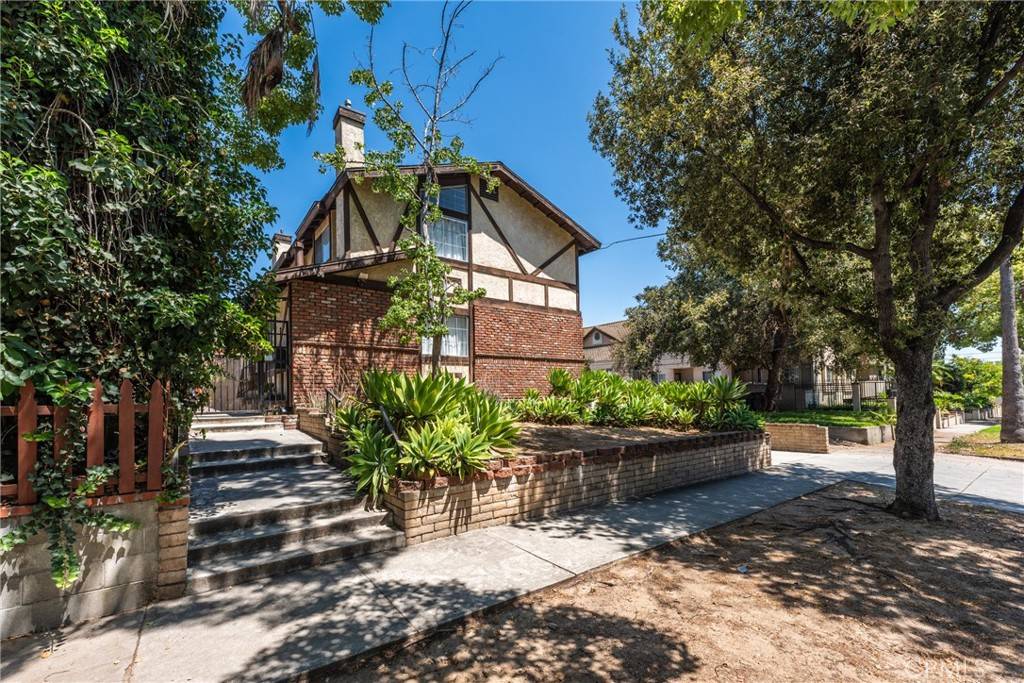 Pasadena, CA 91106,408 N Catalina AVE #6