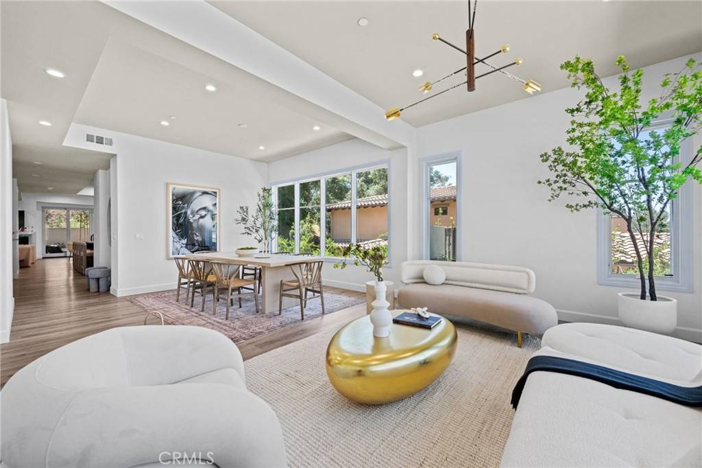 Sierra Madre, CA 91024,620 Baldwin CT