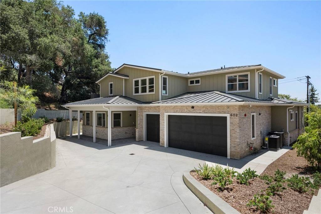 Sierra Madre, CA 91024,608 Baldwin CT
