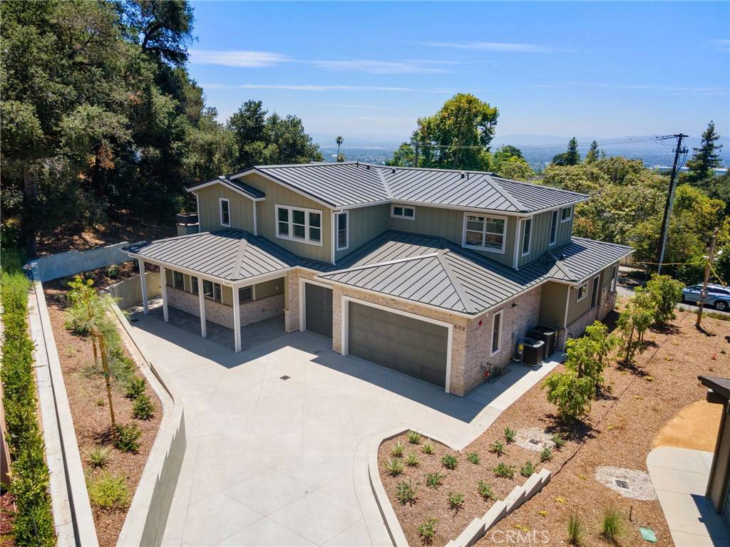 Sierra Madre, CA 91024,608 Baldwin CT