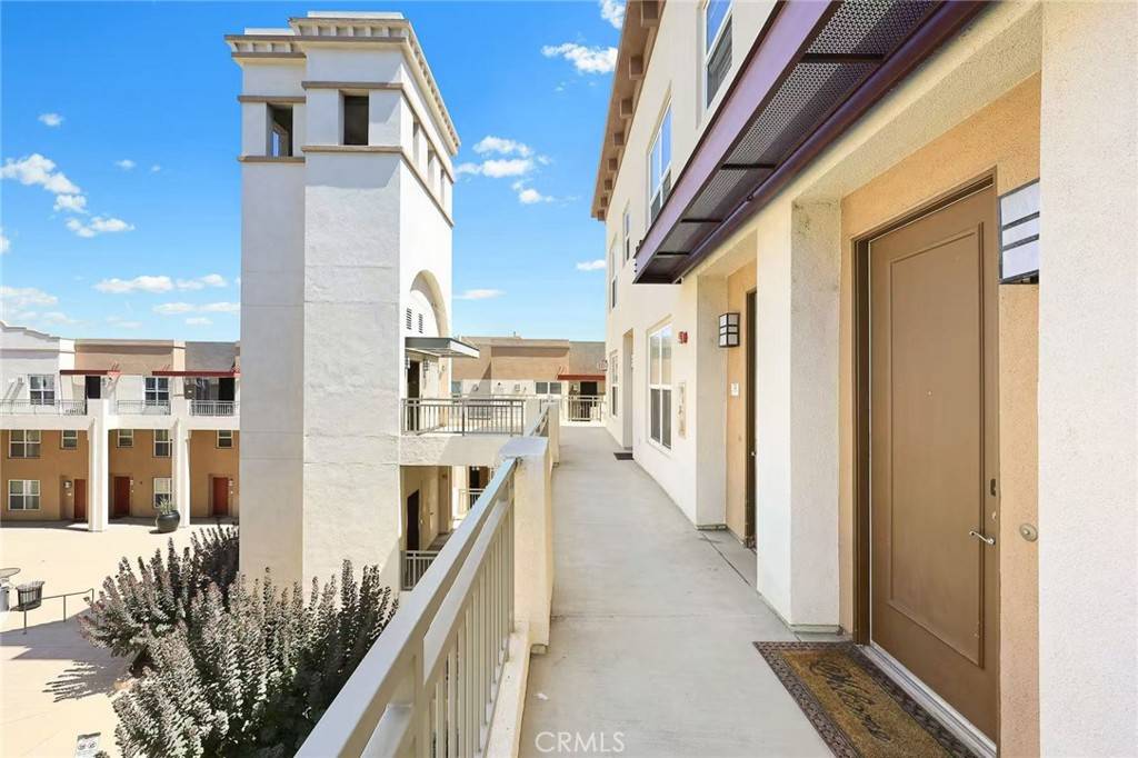 Alhambra, CA 91801,68 E Bay State ST #3F