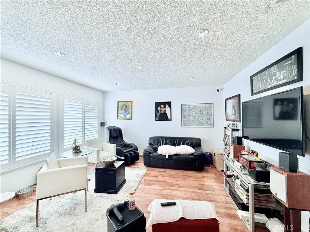 West Covina, CA 91792,3034 S Betsy ST