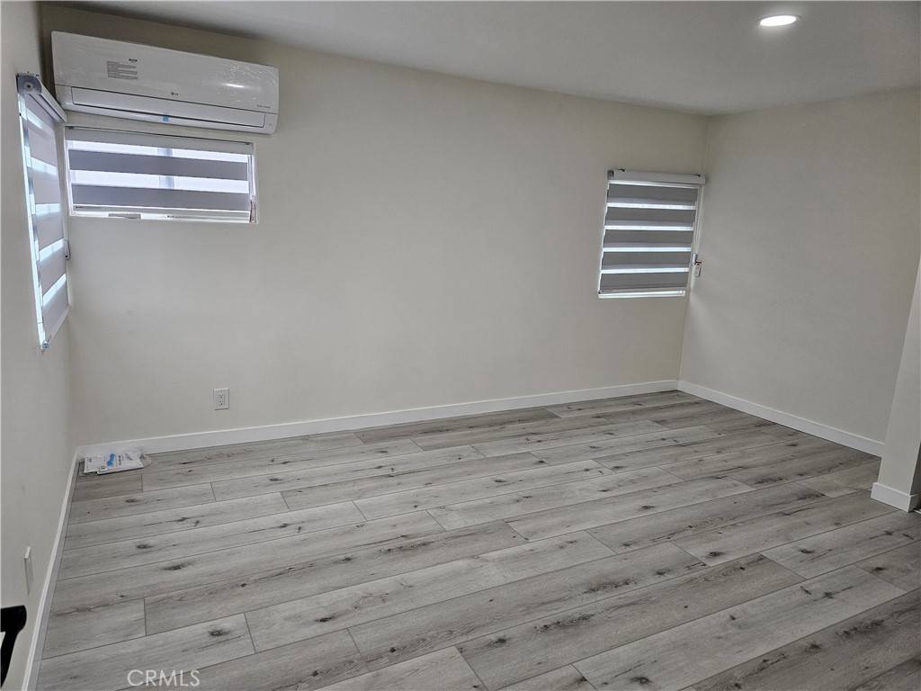 Montrose, CA 91020,2547 Hermosa AVE