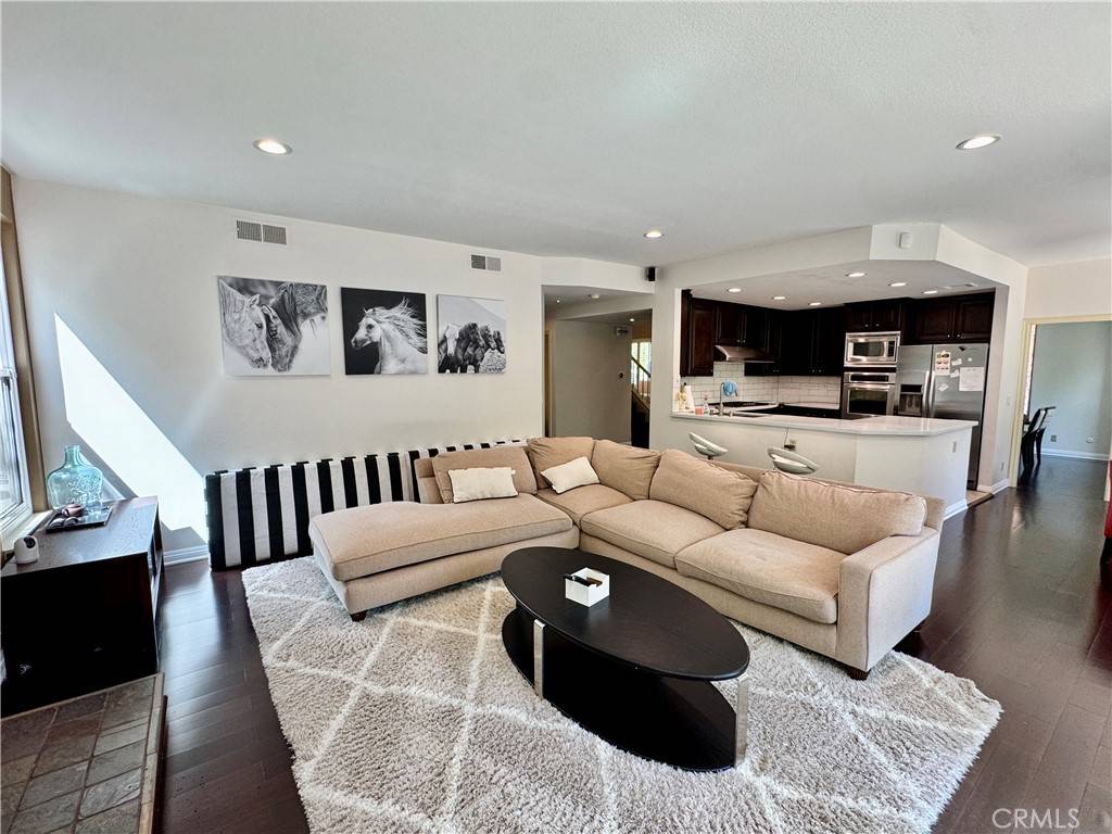 Calabasas, CA 91302,24702 Palermo DR