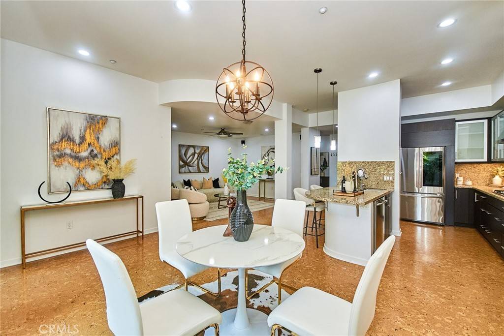 Irvine, CA 92612,21 Gramercy #313
