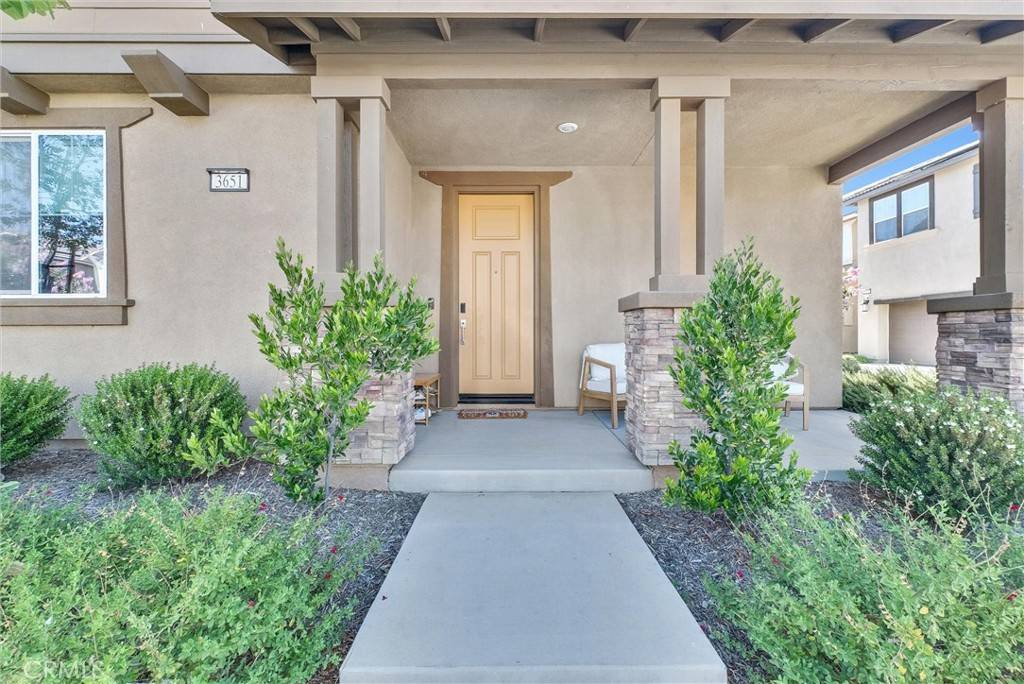 Ontario, CA 91761,3651 Shale AVE
