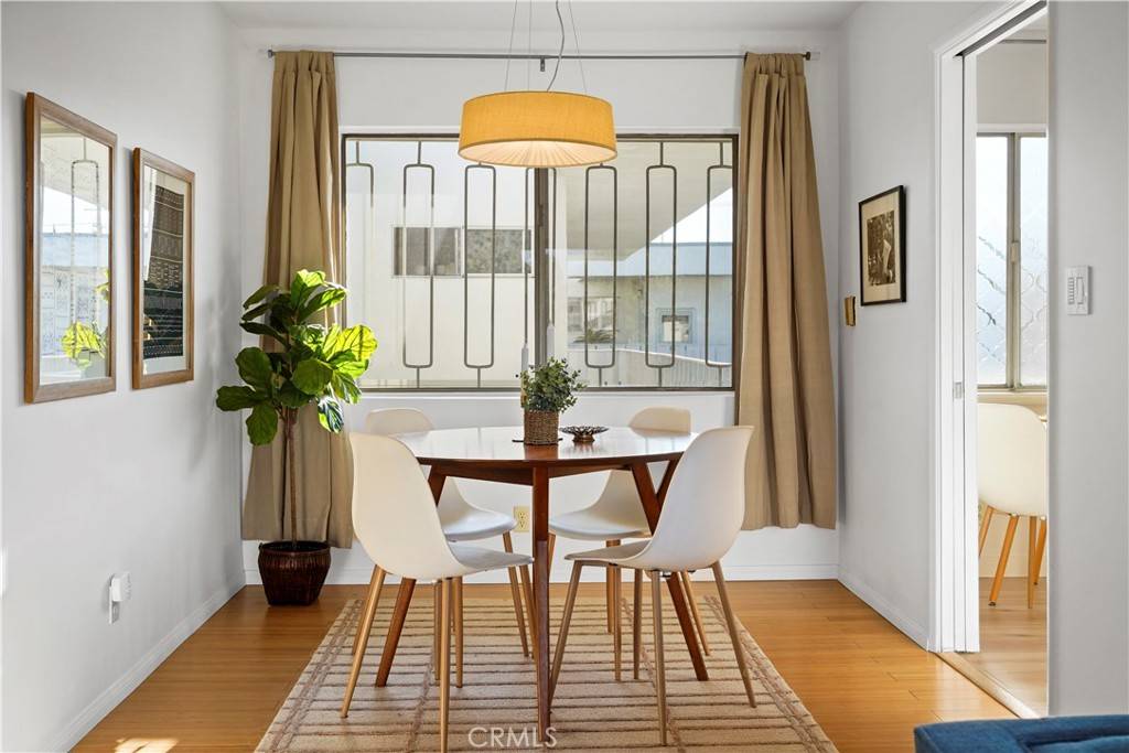Los Angeles, CA 90027,4343 Finley AVE #36