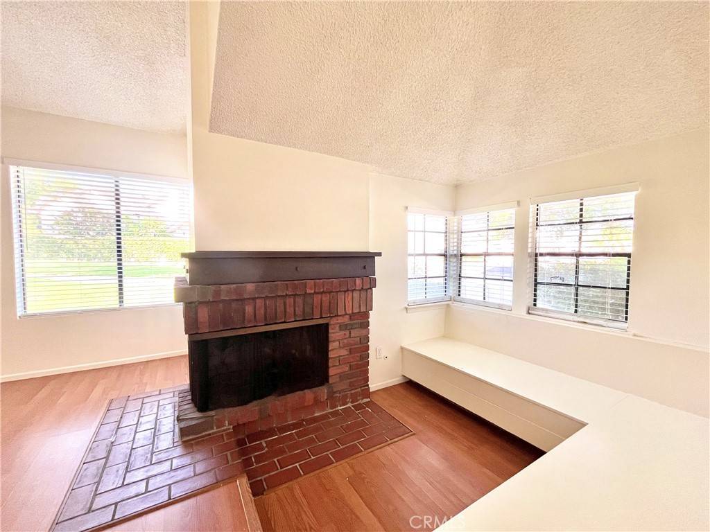 Irvine, CA 92604,21 Sandpiper