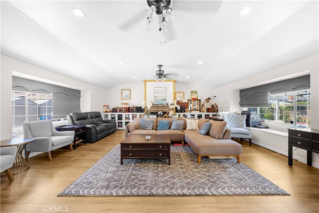 Garden Grove, CA 92840,11191 Fulmer DR