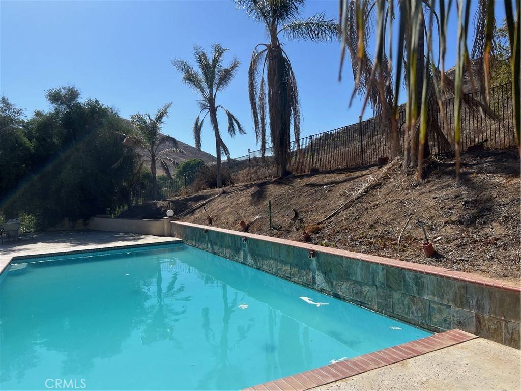 Riverside, CA 92507,2005 Mt Vernon AVE