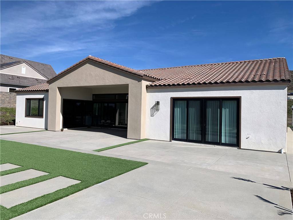 Silverado, CA 92676,18431 Boulder blf