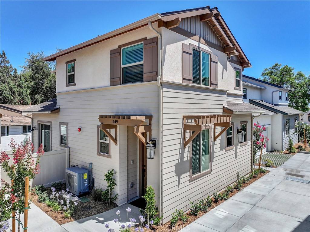 Monrovia, CA 91016,619 E Walnut AVE