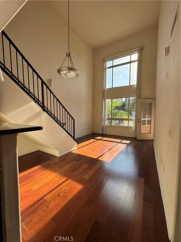 Los Angeles, CA 90012,100 S Alameda ST #435