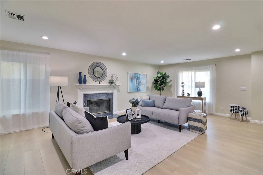 Temple City, CA 91780,9718 Windsor LN