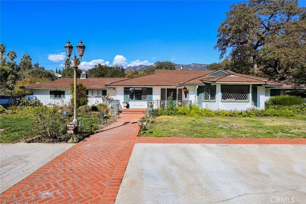 Arcadia, CA 91006,1127 W Foothill BLVD