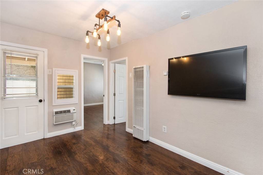 Monrovia, CA 91016,235 E Central AVE