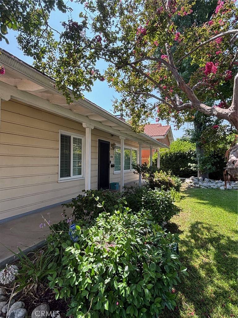 Pasadena, CA 91107,2758 Paloma