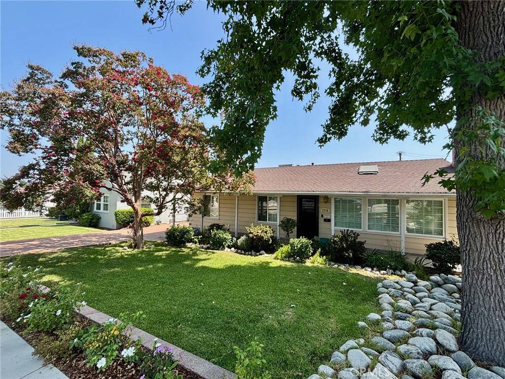 Pasadena, CA 91107,2758 Paloma