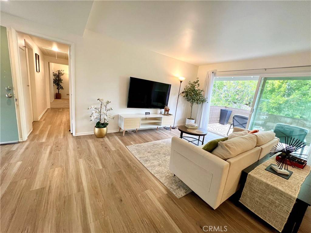 Torrance, CA 90505,23061 Nadine CIR #B