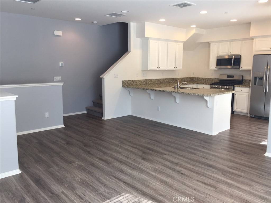 Glendora, CA 91740,422 W Route 66 #30