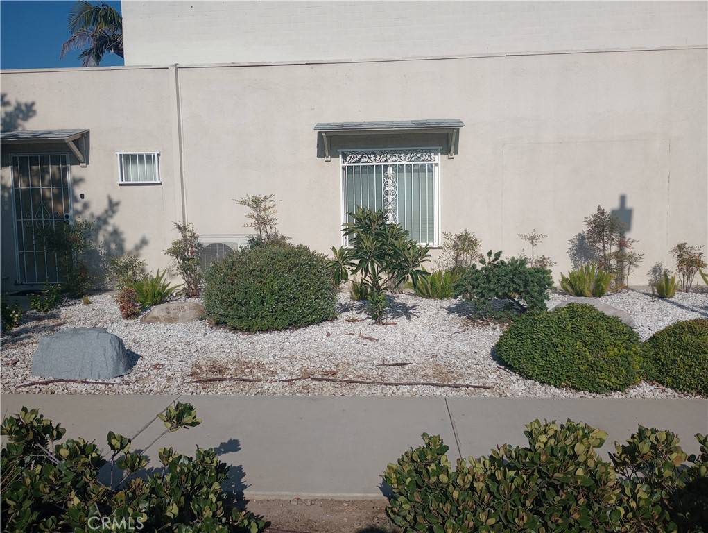 Covina, CA 91723,656 E San Bernardino RD