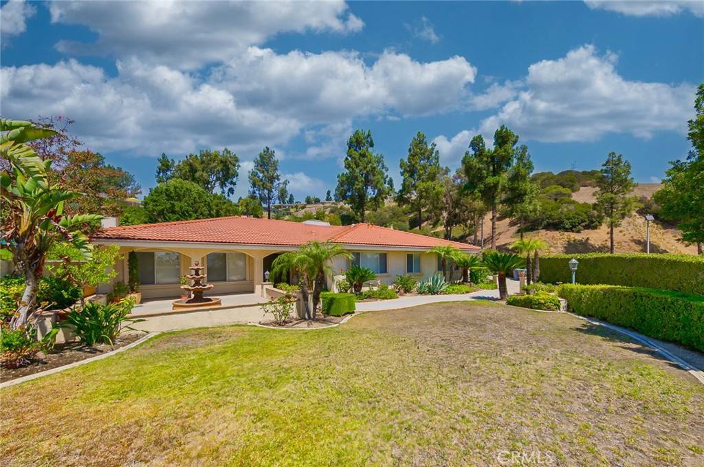Claremont, CA 91711,671 W Napa CT