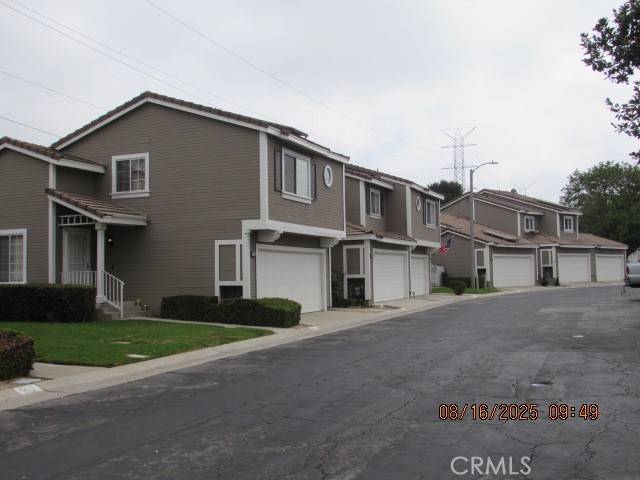 San Dimas, CA 91773,555 Canyon Hill RD
