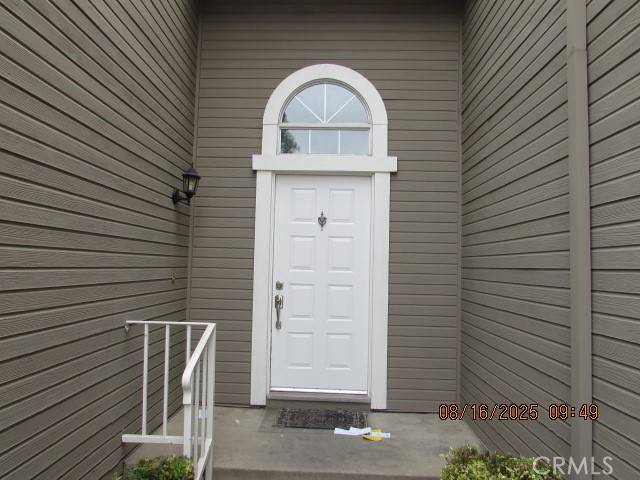 San Dimas, CA 91773,555 Canyon Hill RD