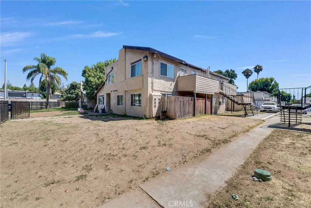 Rialto, CA 92376,1073 N Vista AVE