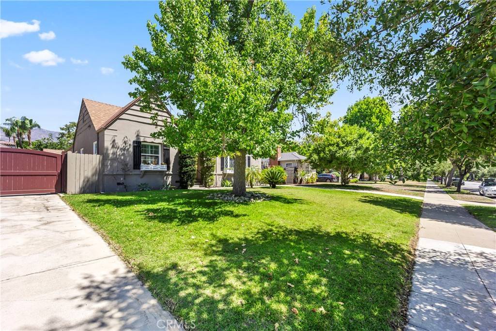 Pasadena, CA 91107,2205 Las Lunas ST