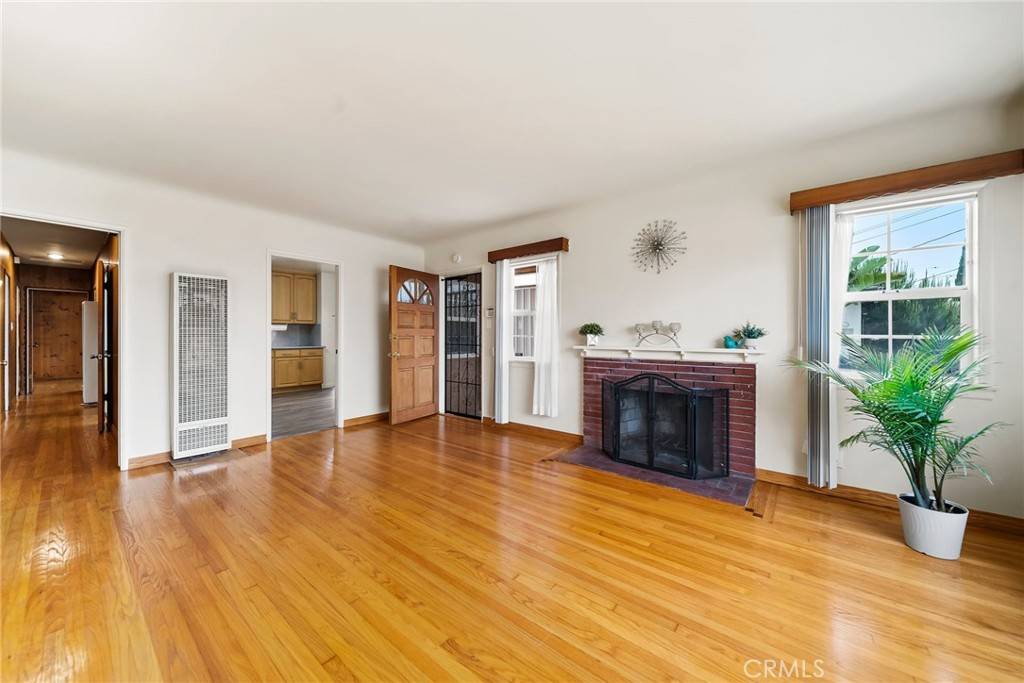 Torrance, CA 90504,2034 W 165th ST