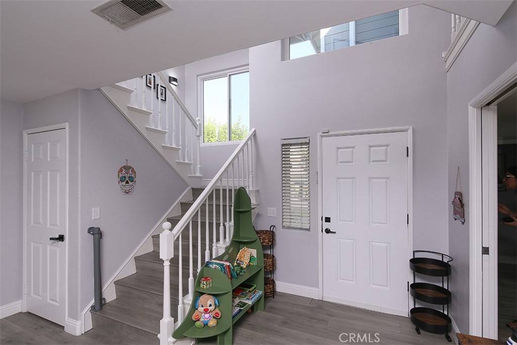 La Verne, CA 91750,808 Arbor CIR