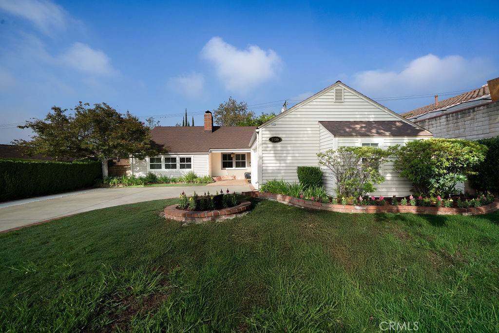 Pasadena, CA 91107,1135 Coronet