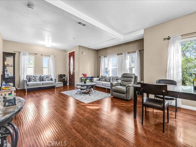 San Gabriel, CA 91776,237 S Del Mar AVE