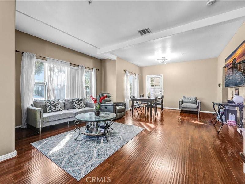 San Gabriel, CA 91776,237 S Del Mar AVE