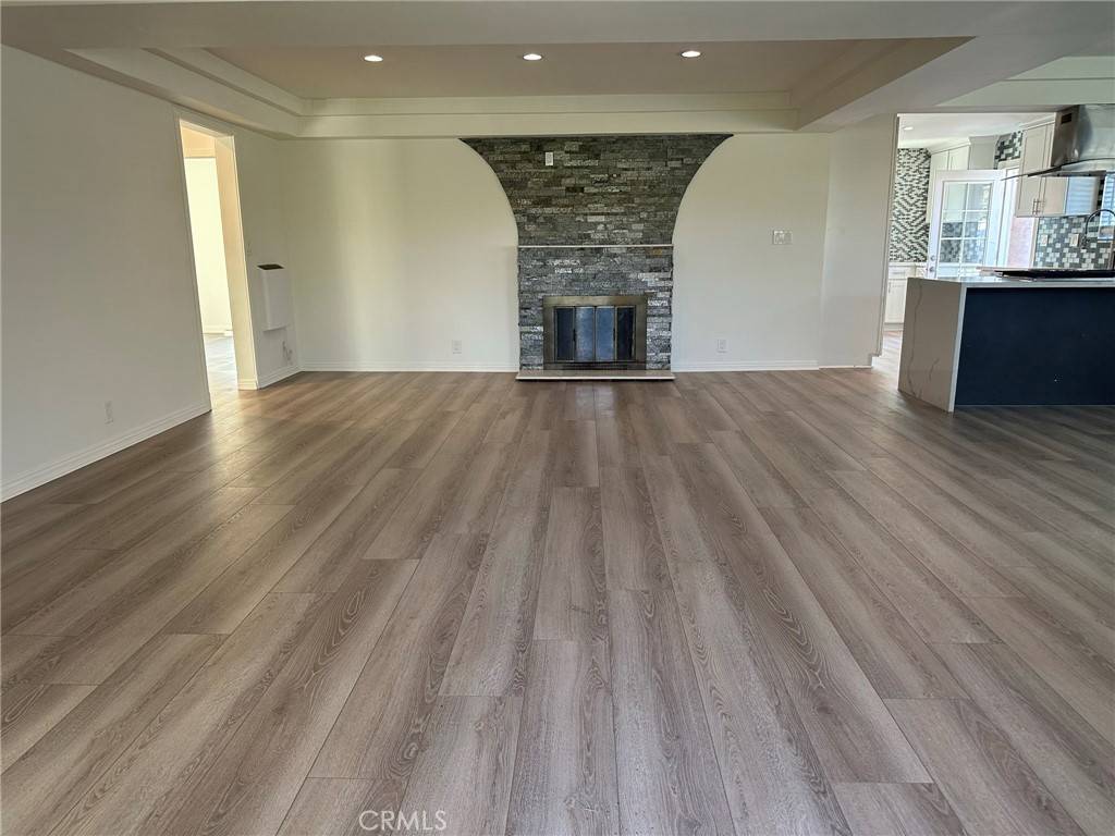 El Monte, CA 91733,2609 Central