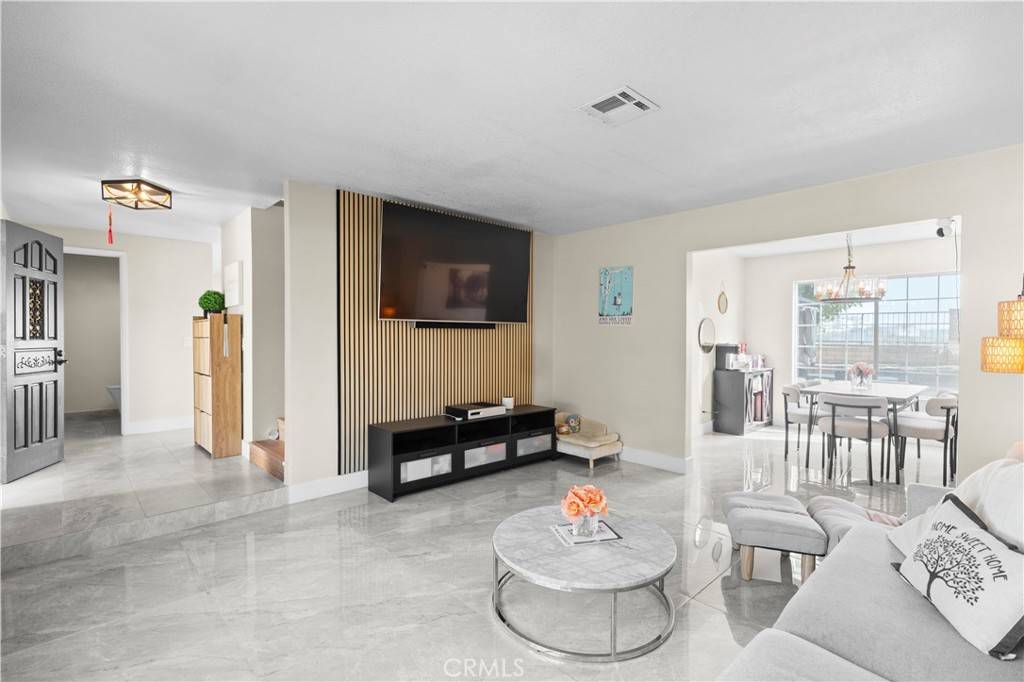 Montebello, CA 90640,1128 N Iguala