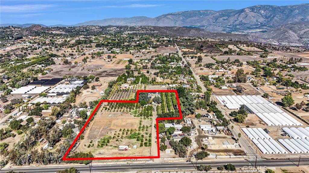 Valley Center, CA 92082,31030 Valley Center RD