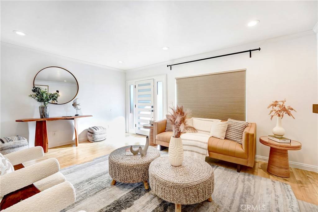 Los Angeles, CA 90032,5217 Navarro ST