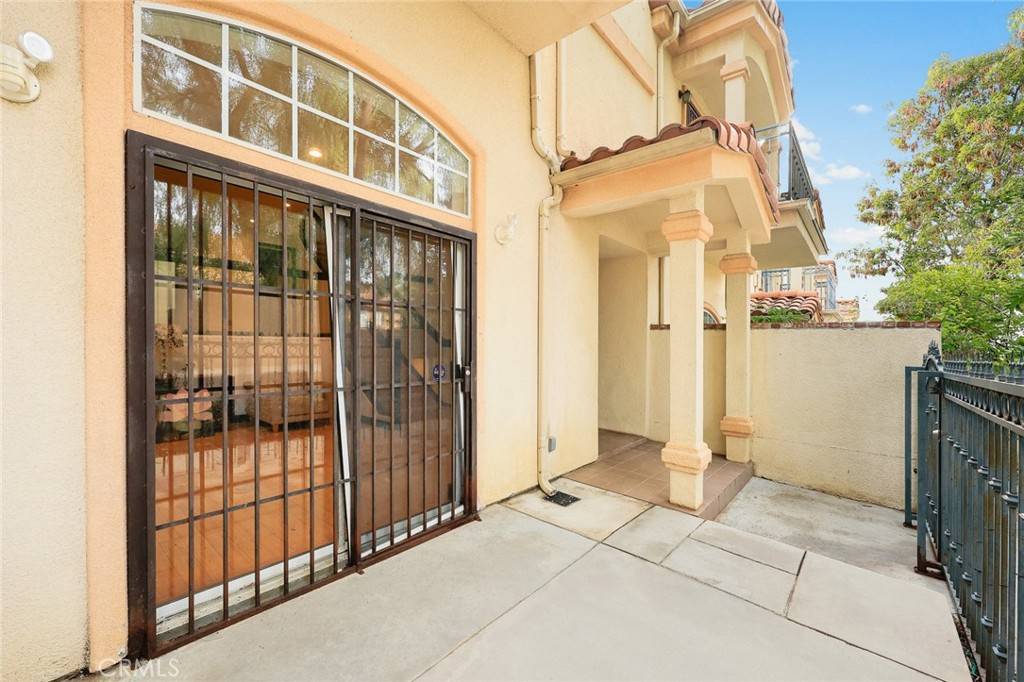 Monterey Park, CA 91754,438 S Garfield AVE #E