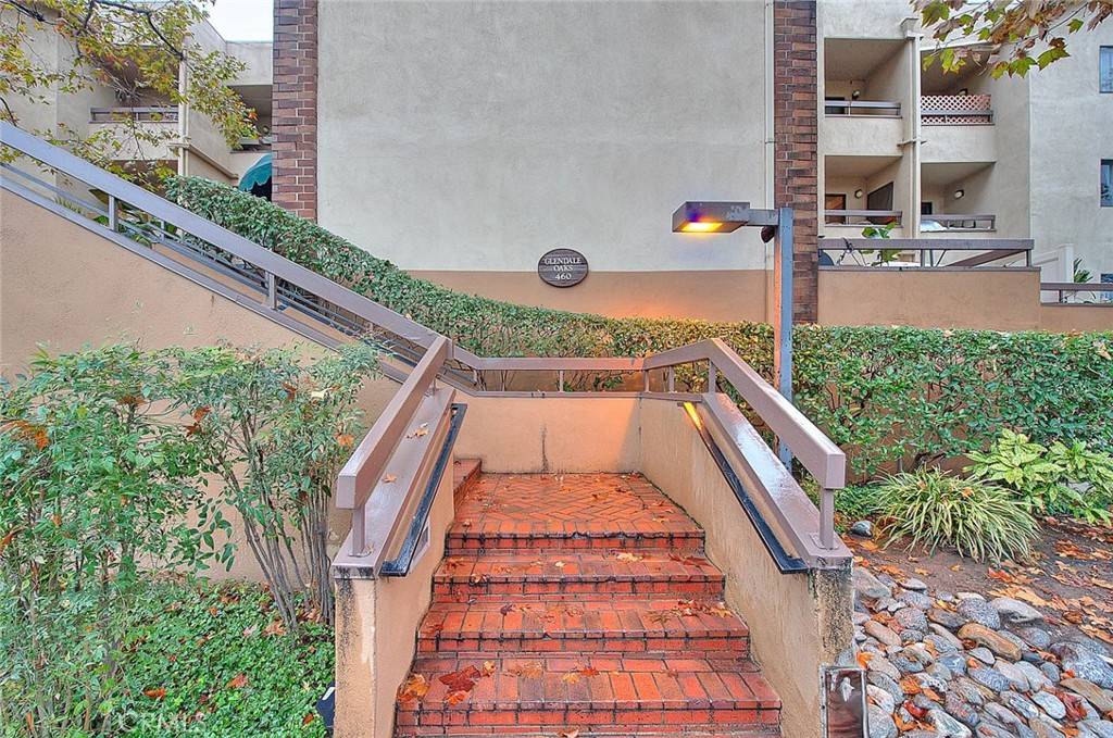 Glendale, CA 91204,460 Oak ST #201
