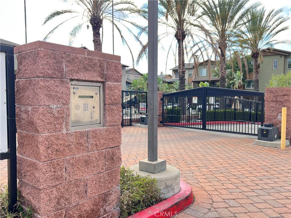 Azusa, CA 91702,713 S Azusa AVE #C