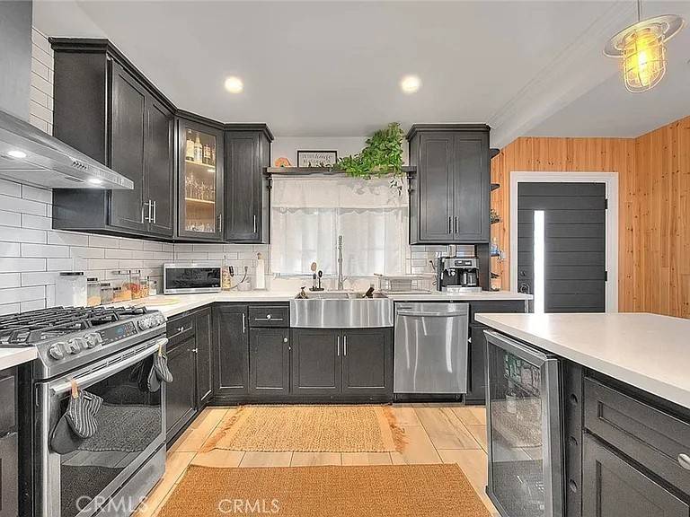 West Covina, CA 91790,1207 West Durness Street