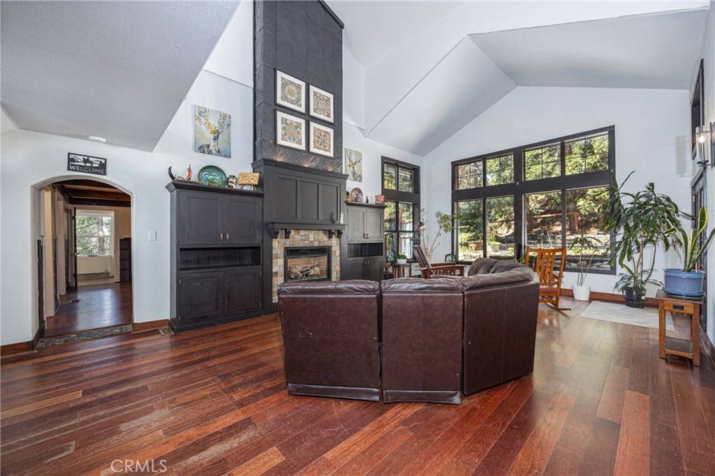 Twin Peaks, CA 92391,26316 Ca-189