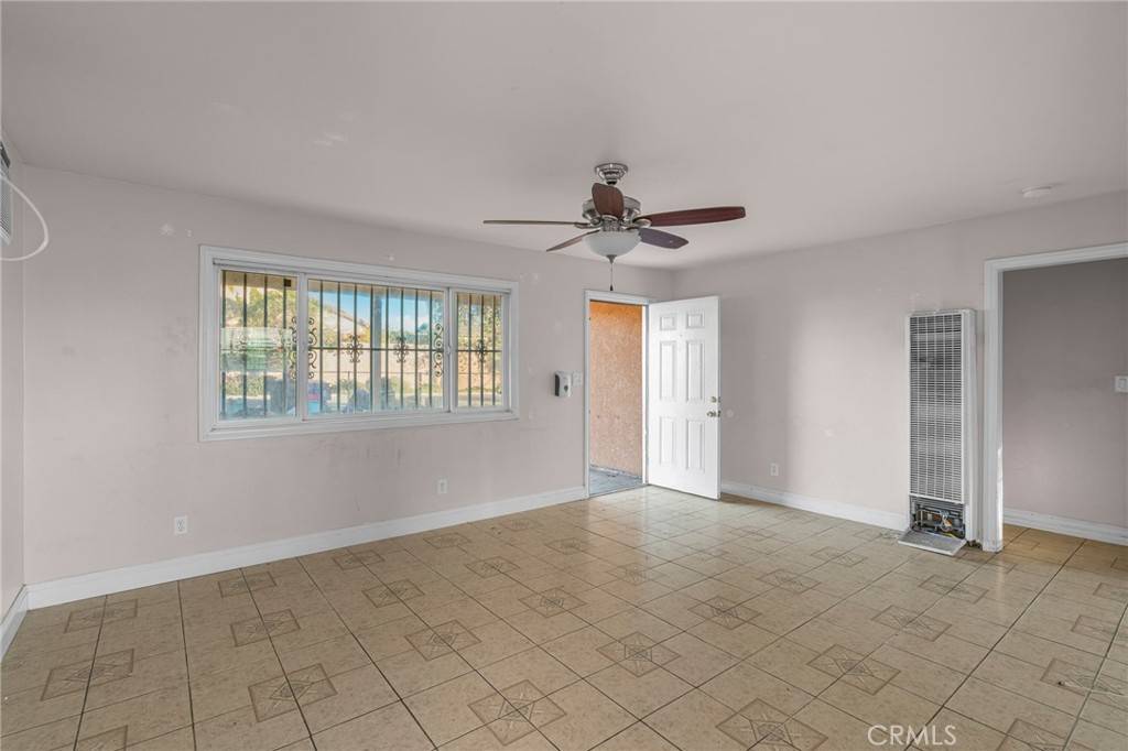 Fontana, CA 92335,9258 Pepper