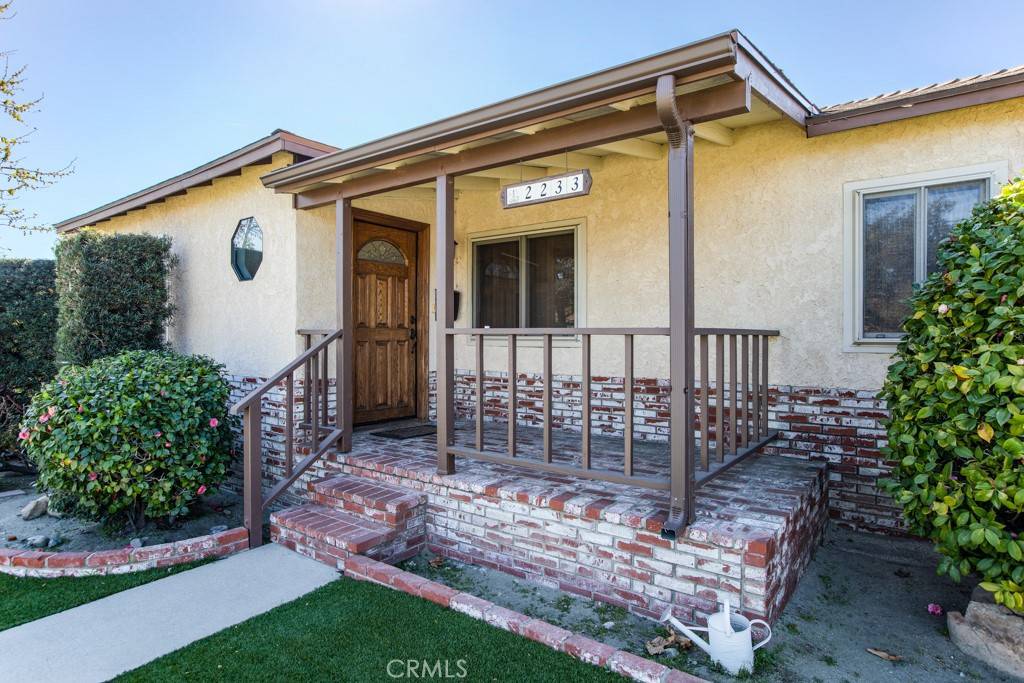 Burbank, CA 91505,2233 N Dymond ST