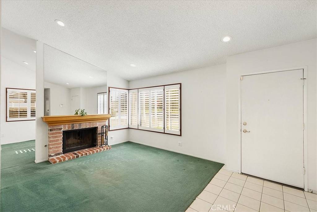 Castaic, CA 91384,27803 Quincy St